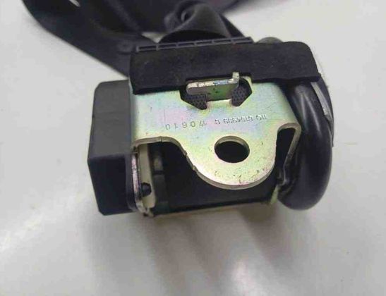 MERCEDES-BENZ GLS-Class X166 (2015-2020) Aizmugurējā labā drošības josta A1668601886 31127735