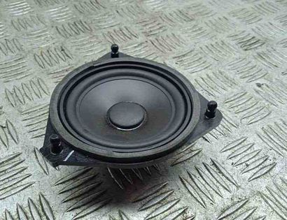 MERCEDES-BENZ GLE W166 (2015-2018) Priekšējo labo durvju skaļrunis A2318200702 31129150