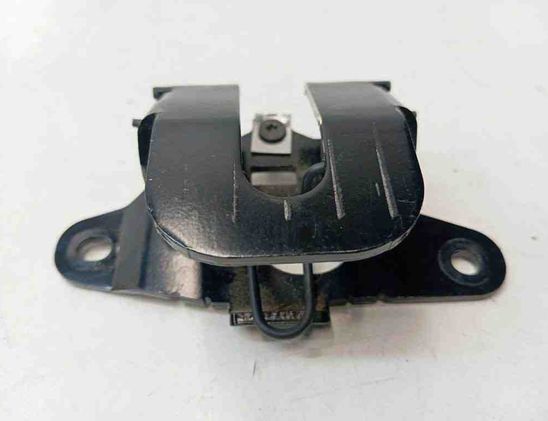 MERCEDES-BENZ E-Class W213/S213/C238/A238 (2016-2024) Bagāžas nodalījuma pārvalks/štorka A2138100282 31129651