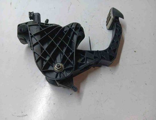 AUDI TT 8J (2006-2014) sajūga pedālis 1K0721796E 31130383