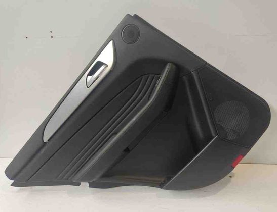 MERCEDES-BENZ GLE W166 (2015-2018) Aizmugurējo kreiso durvju panelis 31131913