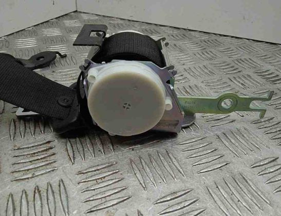 BMW 5 Series F10/F11 (2009-2017) Rear Right Seatbelt 33061254B 31151110