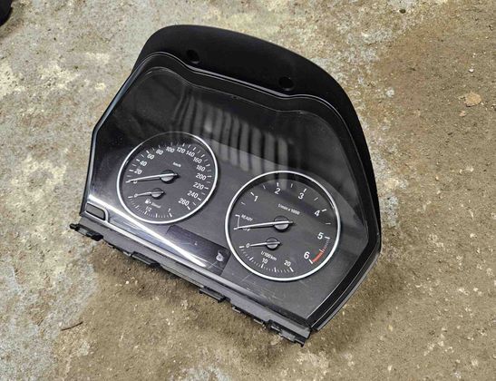 BMW 1 Series F20/F21 (2011-2020) Спидометр 2468895,9232891,1912952 21697877