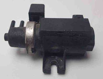 BMW 3 Series E46 (1997-2006) Solenoid Valve 2247906 31067636