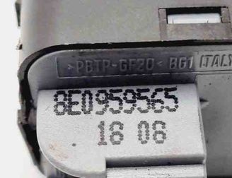 AUDI A6 C6/4F (2004-2011) Переключатель регулировки зеркала 8E0959565 31070645