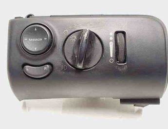 CHRYSLER Voyager 3 generation (1995-2001) Headlight Switch Control Unit 468531739754D,4685317 31079611