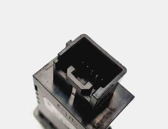 MAZDA 3 BK (2003-2009) Переключатель кнопок BP4K666R0 31106221