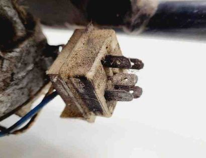 BMW 3 Series E30 (1982-1994) Priekšējā stikla tīrītāja mehānisms 1362749 31110649