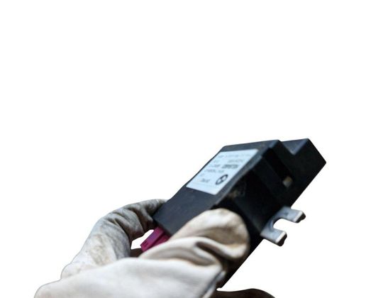 BMW 5 Series E60/E61 (2003-2010) Управление топливным насосом 1614716350401 33039811