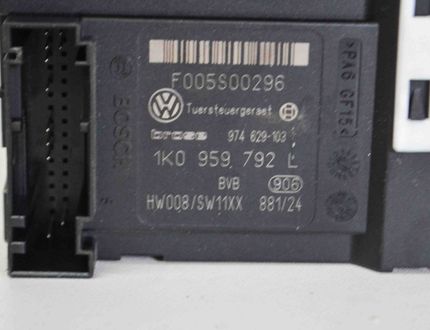 VOLKSWAGEN Golf 6 generation (2008-2015) Front Right Door Window Control Motor 1K0959792L,1K5837402AH 12480082