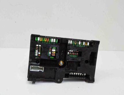 BMW 5 Series G30/G31 (2016-2023) Блок предохранителей 8795479,6837091 22293421