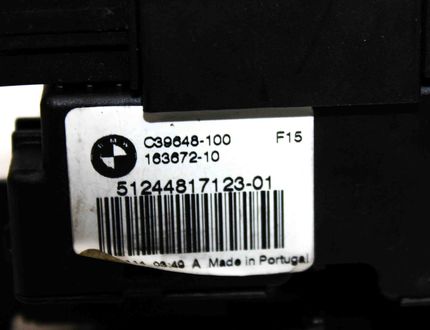 BMW X5 F15 (2013-2018) Aizmugurējā bagāžnieka slēdzene 4817123,51244817123 28285108