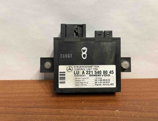 MERCEDES-BENZ S-Class W221 (2005-2013) Tyre Pressure Control Module A2215408045 18273382