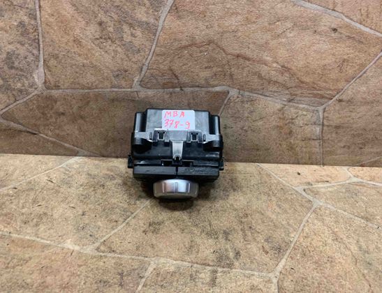 MERCEDES-BENZ E-Class W212/S212/C207/A207 (2009-2016) Дисплей управления навигацией A2129007619 32458336