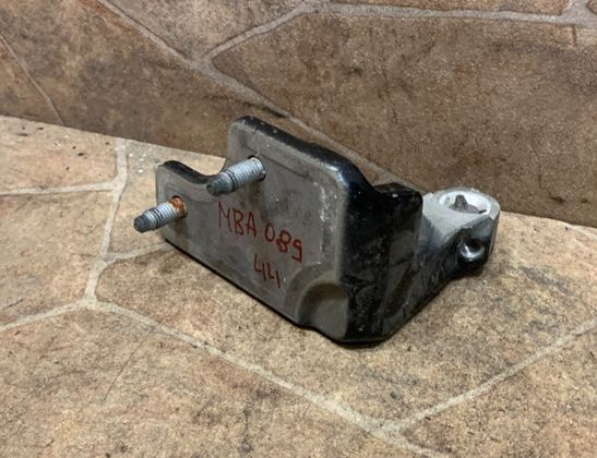 MERCEDES-BENZ GLC Coupe C253 (2016-2019) Priekšējo labo durvju eņģes A2531611 32933199