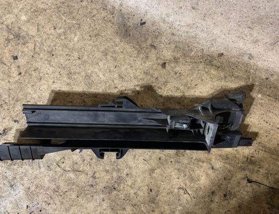 BMW X5 E70 (2006-2013) Radiator Holder 7799762 33009432