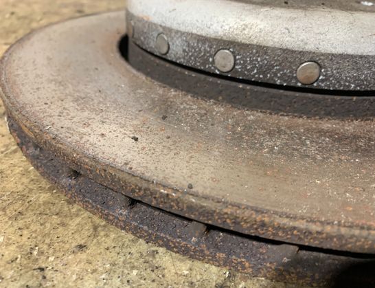 BMW 6 Series E63/E64 (2003-2010) Aizmugurējo bremžu disku komplekts 33009936