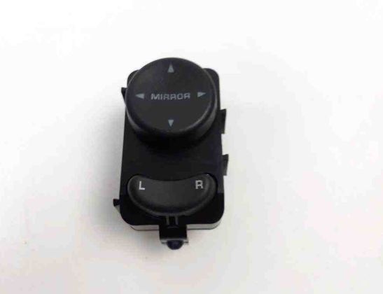 CHRYSLER Voyager 4 generation (2001-2007) Mirror adjustment switch 468531739754D,E509E325066U176 31911625