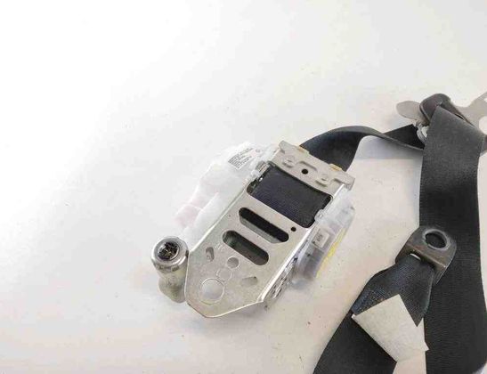 TOYOTA Avensis 3 generation (2009-2020) Front Right Seatbelt 7P1510P 31922527