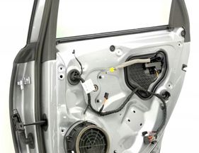 AUDI A6 C4/4A (1994-1997) Right rear door window 32774920