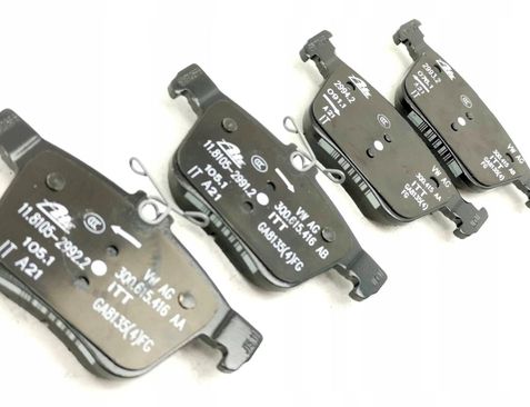 VOLKSWAGEN Passat B1 (1973-1981)  Rear brake pads 4039378628949 32776121