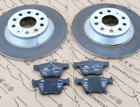VOLKSWAGEN Golf 8 generation (2019-2023)  Rear brake pads 3Q0615601A 32777953