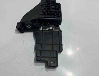 AUDI A8 D3/4E (2002-2010) Drošinātāju kārba 4E0971845F 31463636