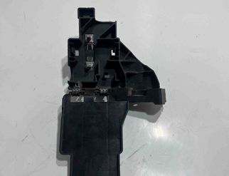 AUDI A8 D3/4E (2002-2010) Drošinātāju kārba 4E0971845F 31463636