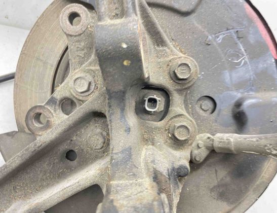 LEXUS GS 4 generation (2011-2020) Rear Left Wheel Hub 32136839