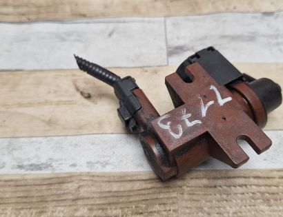 VOLVO V50 1 generation (2003-2012) Соленоидный клапан 6G9Q9E882CA,08T134,70177100 32800653