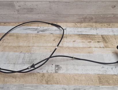 FORD Focus 3 generation (2011-2020) Трос замка капота AM5116C657AG 33049226