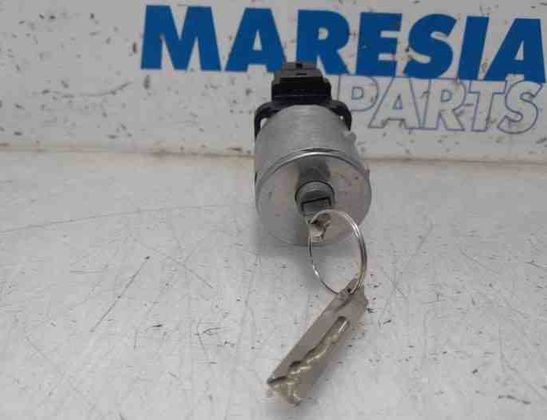PEUGEOT 3008 1 generation (2010-2016) Ignition Lock 36410602,4162XT,4162KF,36388101 26875144