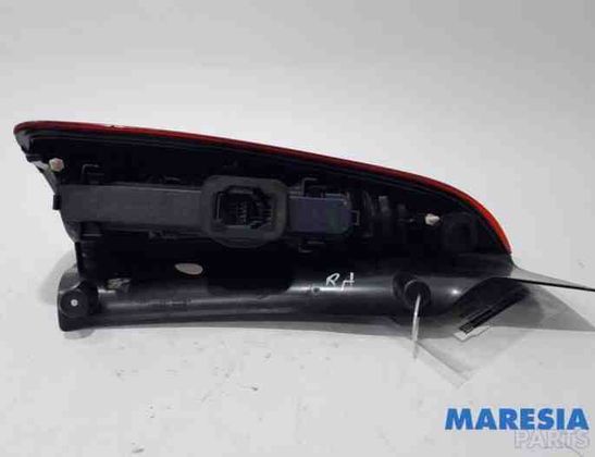 RENAULT Espace 4 generation (2002-2014) Rear Right Taillight Lamp 8200394724,008200394724 27390536