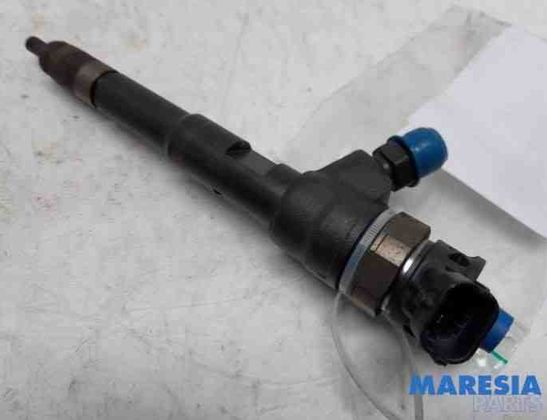 RENAULT Clio 4 generation (2012-2020) Degvielas sprausla 0445110485,166008399R,8201108043 27521826