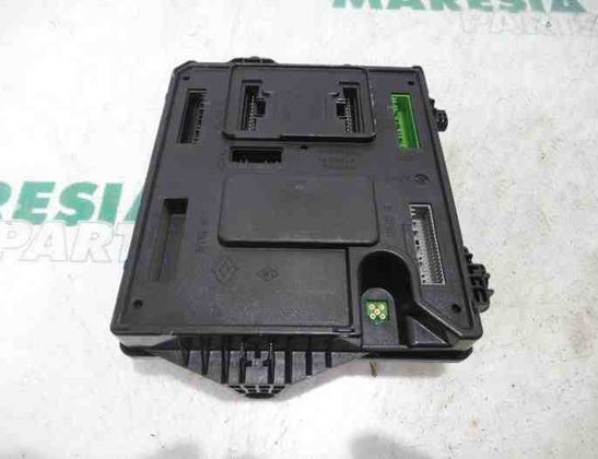 RENAULT Scenic 2 generation (2003-2010) Блок управления двигателем 237100037R,237104451R,237101478R,S180067143 27657609