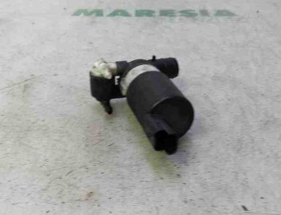 RENAULT Laguna 3 generation (2007-2015) Windscreen Nozzle Jet 8200031805,289200004R,286202746R 27766312