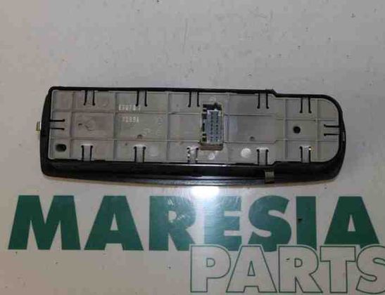 RENAULT Megane 3 generation (2008-2020) Подрулевой переключатель 809610006R,00809610006R 27825657