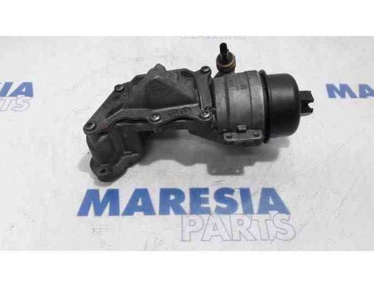 PEUGEOT RCZ 1 generation (2010-2014) Eļļas filtra turētājs V864374580,V759168980,V75916898002,1103S8 27826645