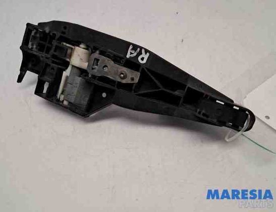 PEUGEOT 208 Peugeot 208 (2012-2015) Aizmugurējo labo durvju ārējais rokturis 9101GH,9109E7 28463364