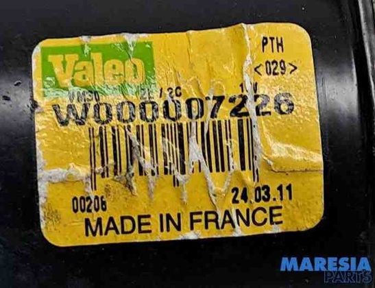 RENAULT Megane 3 generation (2008-2020) Моторчик передних стеклоочистителей 288100941R,W000007226 29849982