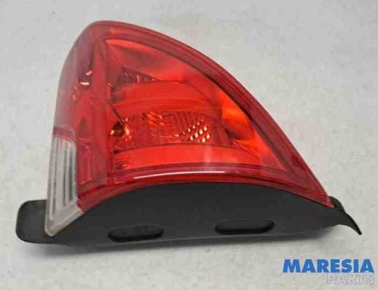 PEUGEOT 2008 1 generation (2013-2020) Rear Right Taillight Lamp 009678074580,9678074580 30763062
