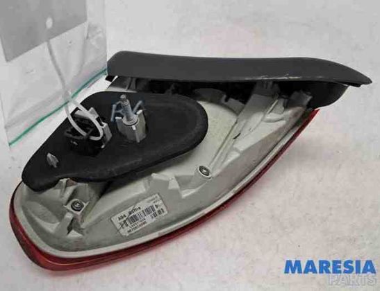 PEUGEOT 2008 1 generation (2013-2020) Rear Right Taillight Lamp 009678074580,9678074580 30763062