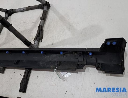 PEUGEOT 2008 1 generation (2013-2020) Citas virsbūves detaļas 96781716XT,9678171680 32741516