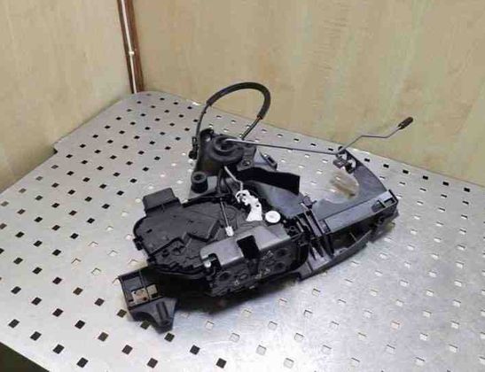 VOLVO V50 1 generation (2003-2012) Front Right Door Lock 240015103,30753664,30784047 26067627
