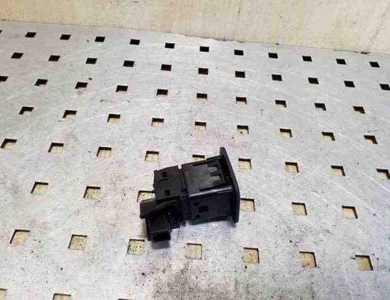 TOYOTA Avensis 3 generation (2009-2020) SRS Switch 26084568