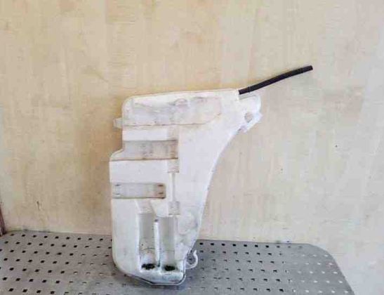 BMW 5 Series F10/F11 (2009-2017) Logu mazgāšanas tvertne 7269665,7269663,8050439 26086406