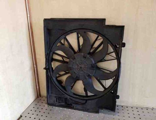 BMW 5 Series E60/E61 (2003-2010) Dzinēja dzesēšanas ventilators/difuzors 1742779154801,1742780165701,1137328118 26091590