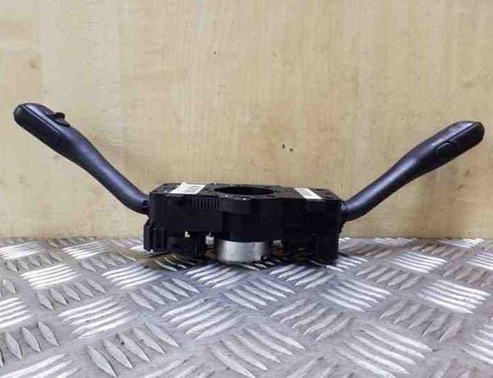 VOLKSWAGEN Golf 4 generation (1997-2006) Подрулевой переключатель 8L0953513S,4B0953503H 26108521