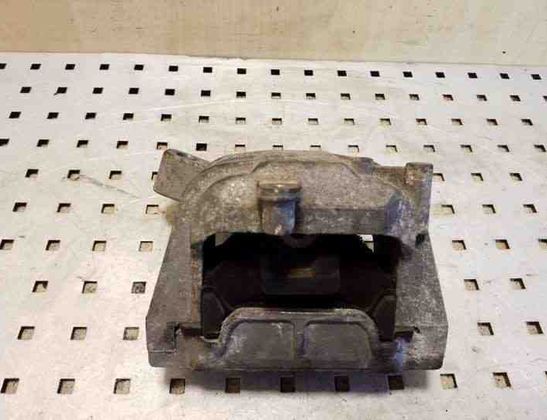 AUDI TT 8J (2006-2014) Front engine mount 8J0199262 26125984