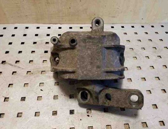 AUDI TT 8J (2006-2014) Front engine mount 8J0199262 26125984
